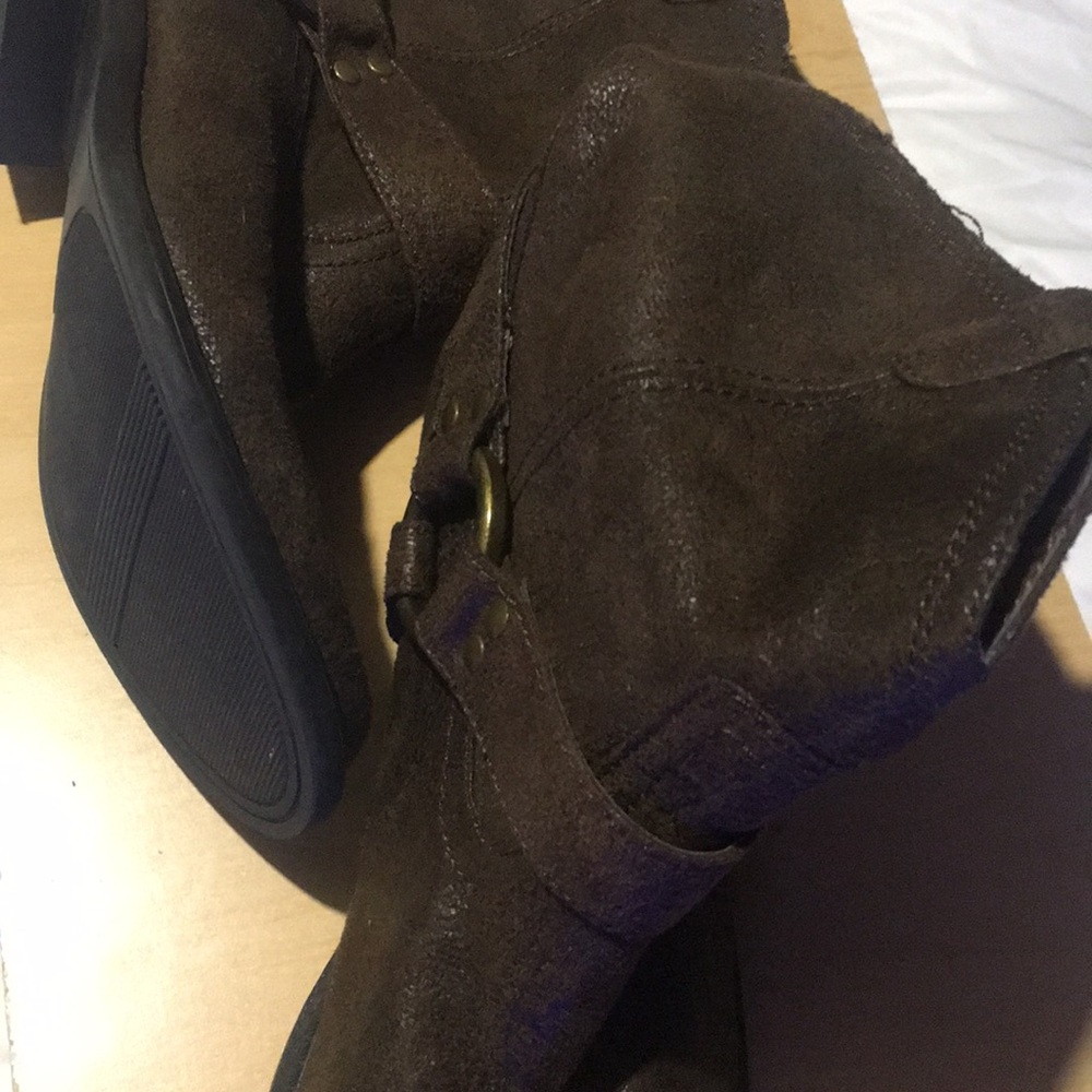 Dress boots